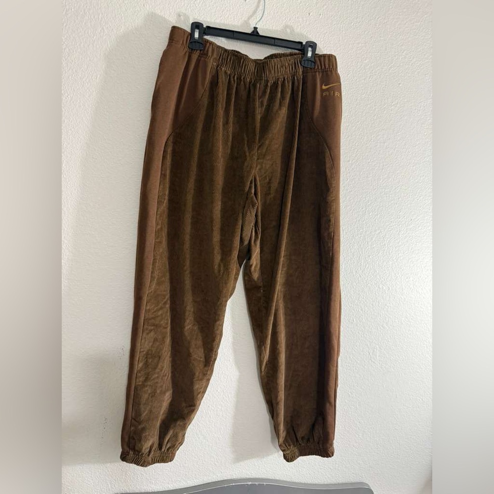 Nike Women's Chocolate Brown Joggers - Picture 2 of 6
